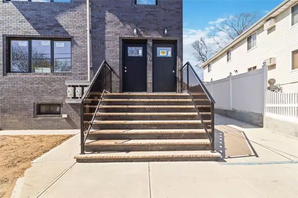 163-23 Sayres Avenue, Jamaica, NY 11433