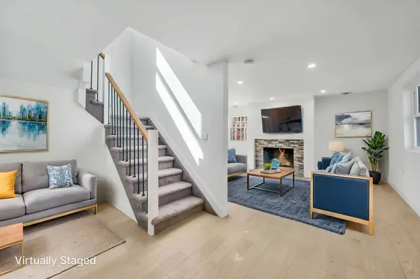 23 Elizabeth CT, Hempstead, NY 11550