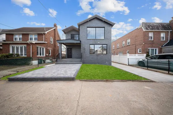 20934 111th RD, Queens Village, NY 11429