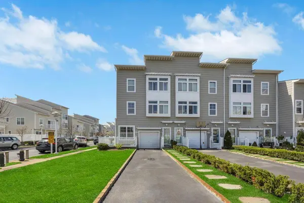 6503 Ocean AVE, Arverne, NY 11692