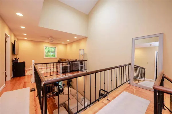 121 Terrace CT #121, Woodbury, NY 11797