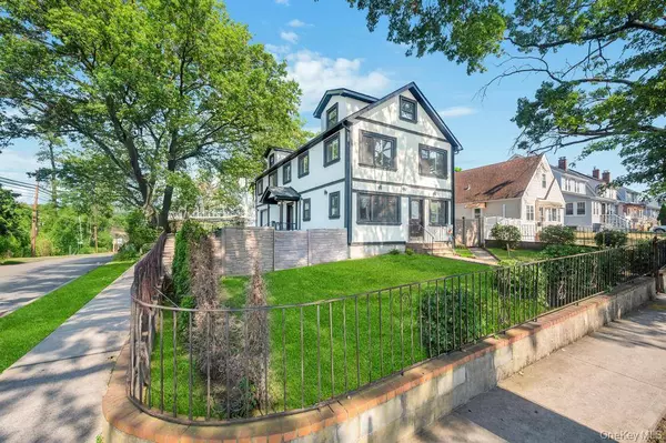 99-03 207th ST, Queens Village, NY 11429