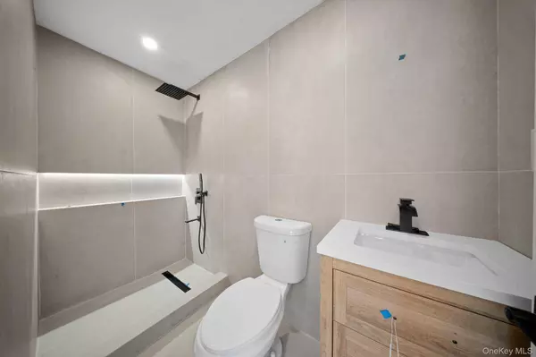 137-08 175 Street, Rochdale, NY 11434