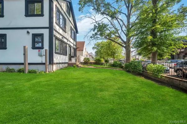 99-03 207th ST, Queens Village, NY 11429