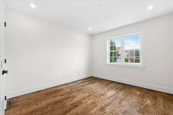 145-33 167th ST, Springfield Gardens, NY 11434