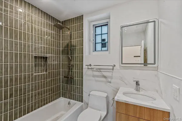 150-25 Hawtree ST, Ozone Park, NY 11417