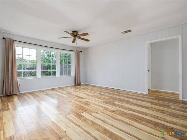 1304 Wroxton WAY, Round Rock, TX 78664