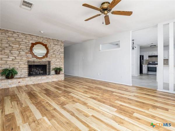 1304 Wroxton WAY, Round Rock, TX 78664