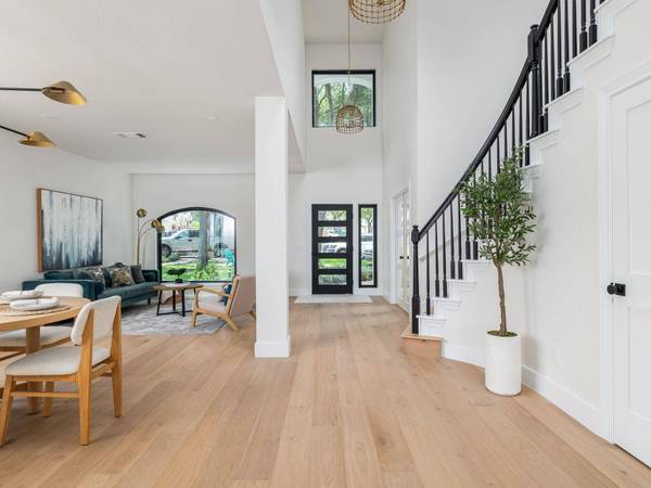 6000 Roxbury LN, Austin, TX 78739