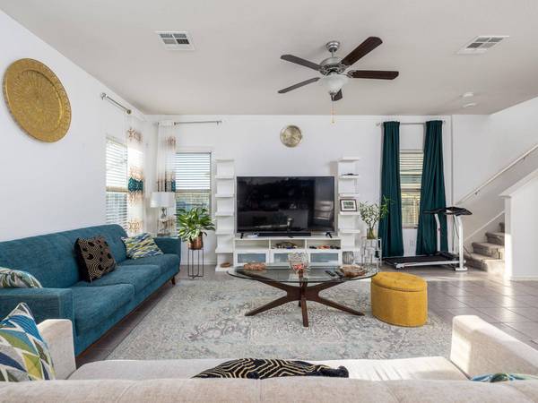 464 Druse LN, Jarrell, TX 76537