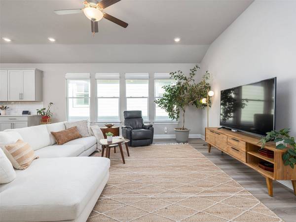 167 Victoria Peak LOOP, Dripping Springs, TX 78620