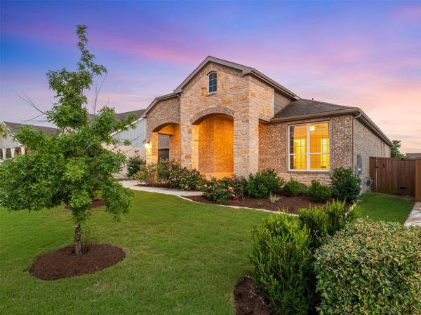 571 Climbing Rock LOOP, Dripping Springs, TX 78620