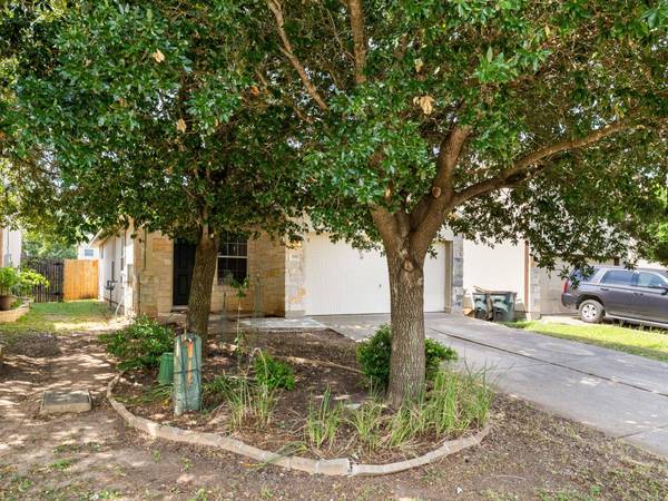 190 Quarter Ave, Buda, TX 78610