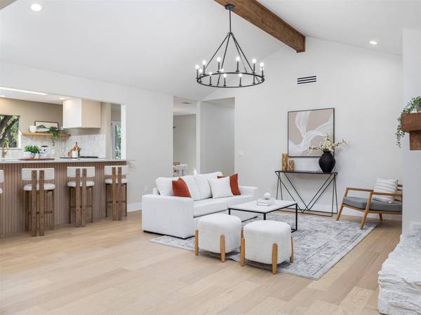 9403 Spring Hollow DR, Austin, TX 78750