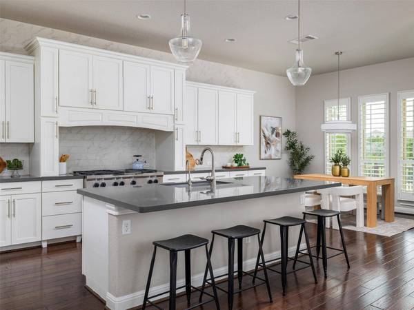 15716 De Fortuna DR, Bee Cave, TX 78738