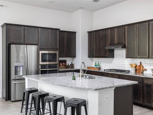 606 Spinnaker LOOP, Kyle, TX 78640