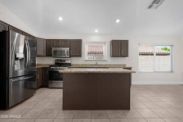 4394 E RUNAWAY BAY Drive, Chandler, AZ 85249