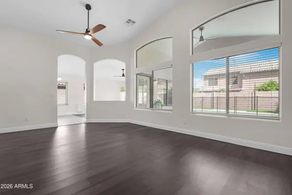 4394 E RUNAWAY BAY Drive, Chandler, AZ 85249