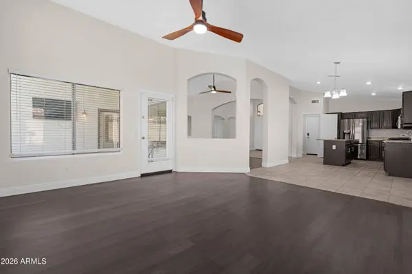 4394 E RUNAWAY BAY Drive, Chandler, AZ 85249