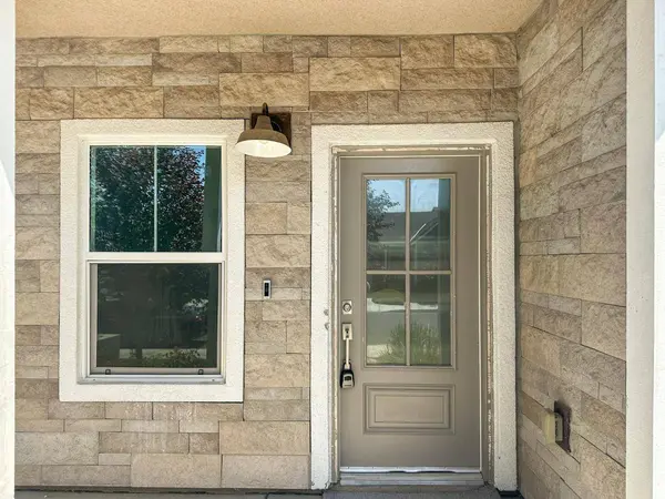 7124 W Poe AVE, Fresno, CA 93723