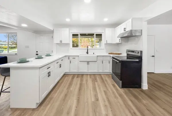 4741 N Bengston Ave, Fresno, CA 93705-0312