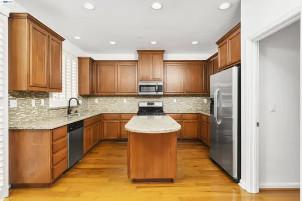1411 Landmark Cir, Lincoln, CA 95648