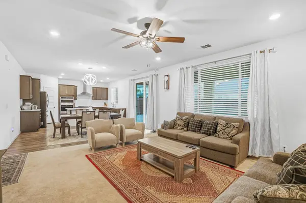 1653 Dairy LN, Manteca, CA 95337