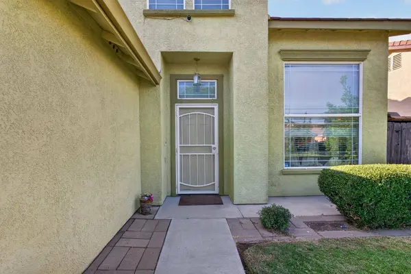 625 SE Helen DR, Turlock, CA 95382