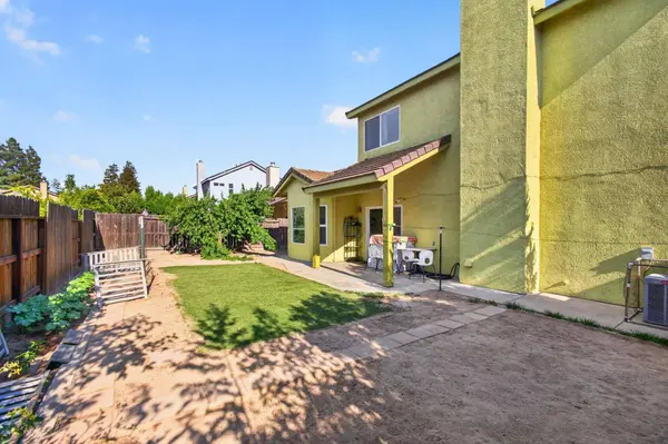 625 SE Helen DR, Turlock, CA 95382