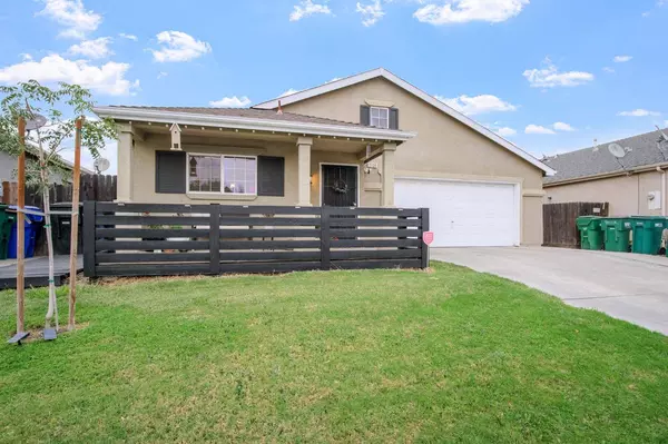 2136 W Chesler ST, Merced, CA 95348