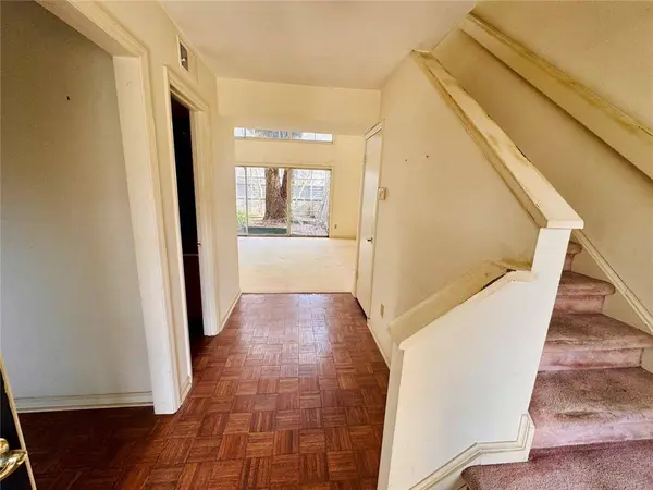 54 Forrest PL NE, Atlanta, GA 30328