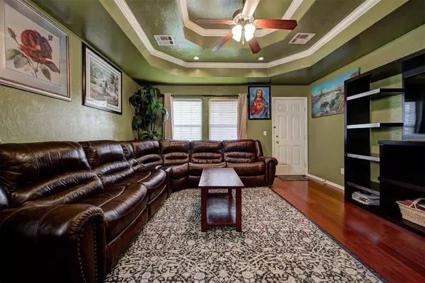 2609 S Lindsay AVE, Oklahoma City, OK 73129