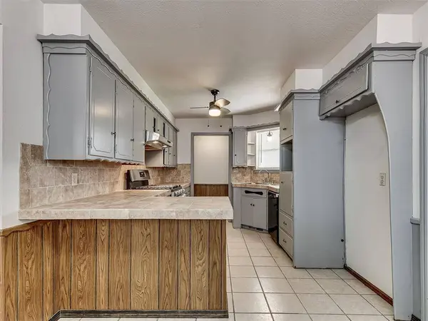 2525 SW 69th ST, Oklahoma City, OK 73159