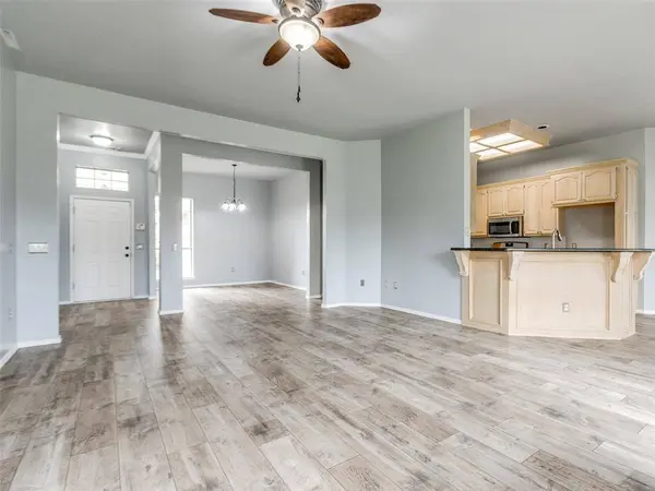 11713 SILVER SUN DR, Oklahoma City, OK 73162