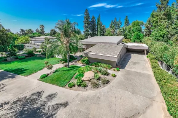 Fresno, CA 93711-2845,5287 N Sequoia Dr