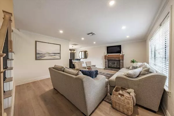 57 Joshua AVE, Clovis, CA 93611