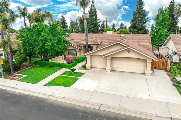 2065 Windsor AVE, Clovis, CA 93611