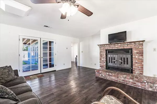 8495 Calaveras ST, Fresno, CA 93711