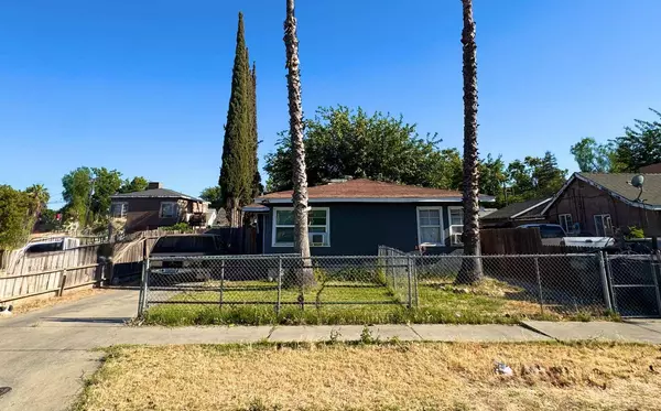 1608 E Yale AVE, Fresno, CA 93704