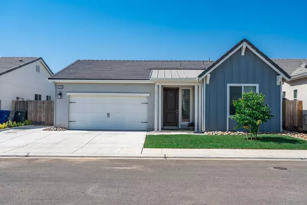 4146 Dennis AVE, Clovis, CA 93619