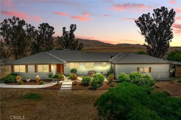 12194 N Armstrong AVE, Clovis, CA 93619