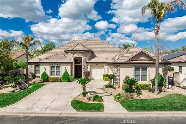 1540 E Golden Valley WAY, Fresno, CA 93730