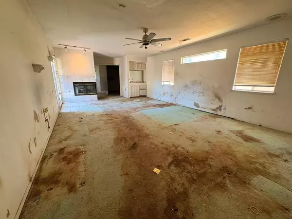 5671 Nantucket AVE, Fresno, CA 93704