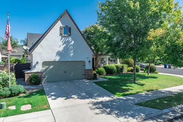 425 W Trenton AVE, Clovis, CA 93619