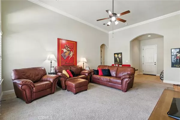 425 W Trenton AVE, Clovis, CA 93619