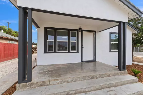 12575 W F AVE, Biola, CA 93606