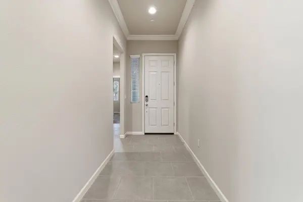 3938 Mecca AVE, Clovis, CA 93619