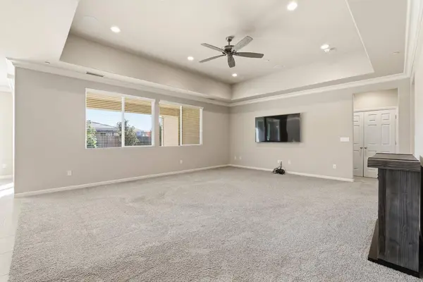 3938 Mecca AVE, Clovis, CA 93619