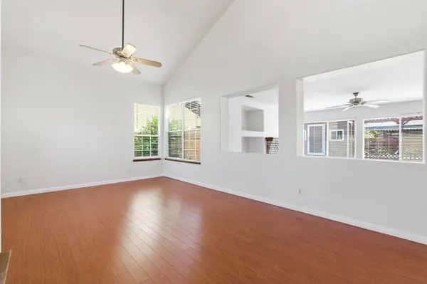 865 Mckelvy AVE, Clovis, CA 93611