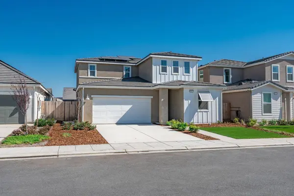 997 Pioneer DR, Madera, CA 93636